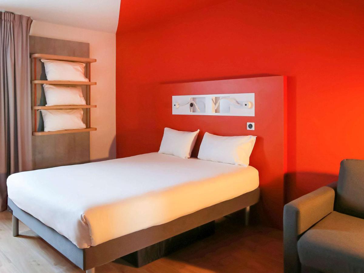 Ibis Budget Geneve Saint Genis Pouilly Exterior photo